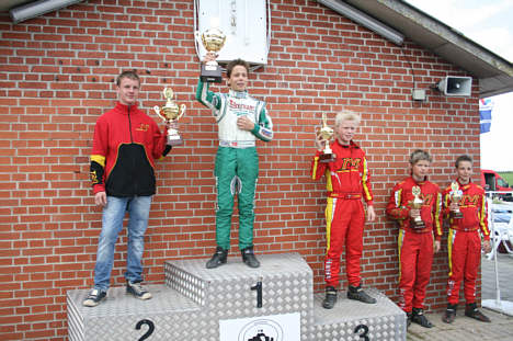 Præmie podiet på Søndersø karting center med Nicolaj Møller Madsen, Jacob Nørtoft og Jonas Hansen.